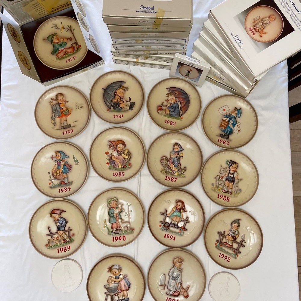 HUMMEL PLATES